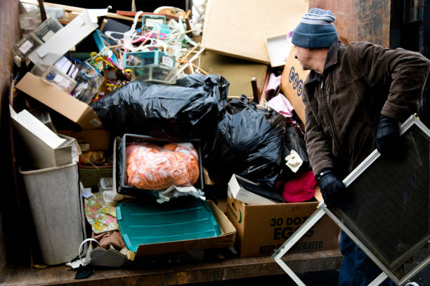 Best Basement Cleanout Services  in Kdeer, IL